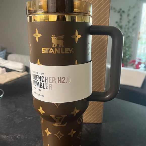 40 OZ Stanley Designer Brown Gold Tumbler Cup - Picture 3 of 6